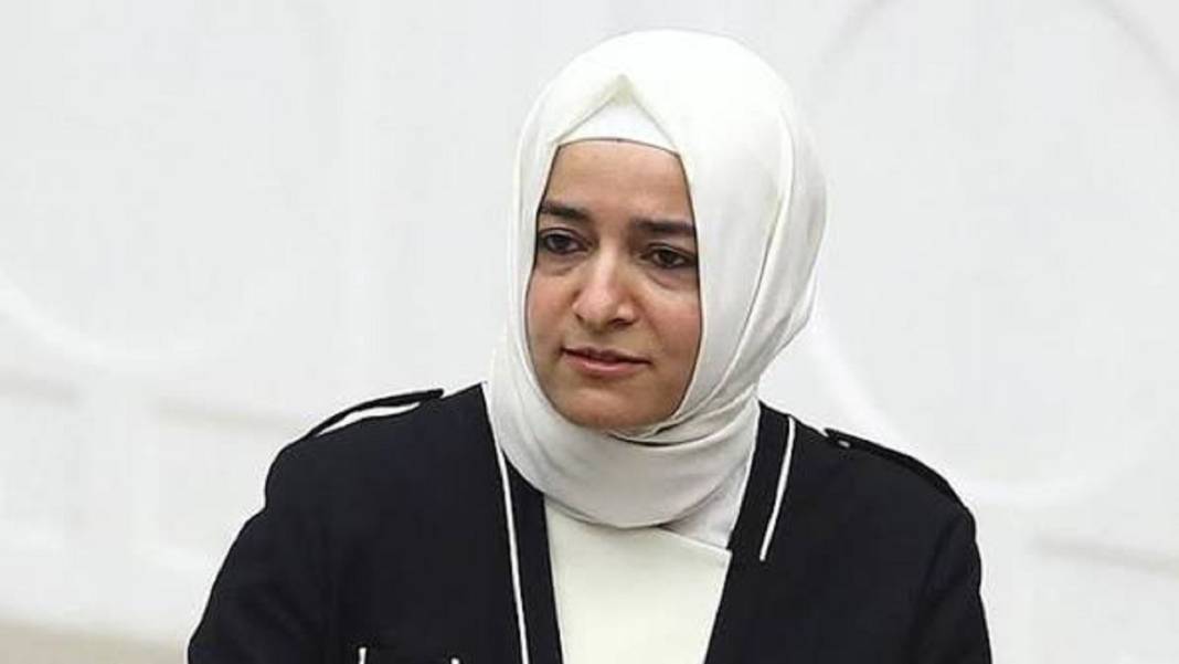 Foncu Fatma Betül'den kritik hareket! 4